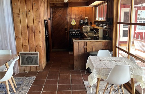 Ontario Cabin | Rustic Log Cabin With A Private Beach.
