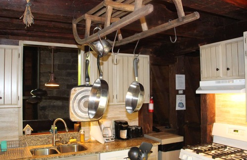 Treasure Lake Cabin | Rustic log home located in a gated resort community near many outdoor activies.