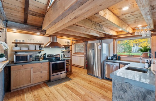 Ithaca Cabin | Rustic Luxury Near Ithaca: Private, peaceful, Beautiful views