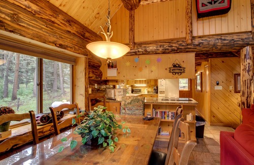 Purgatory Cabin | Rustic Mountain Comfort - Classic Log Cabin