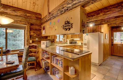 Purgatory Cabin | Rustic Mountain Comfort - Classic Log Cabin