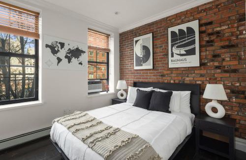 Garment District Apartment | Rustic NYC Apartment in Trendy Hudson Yard