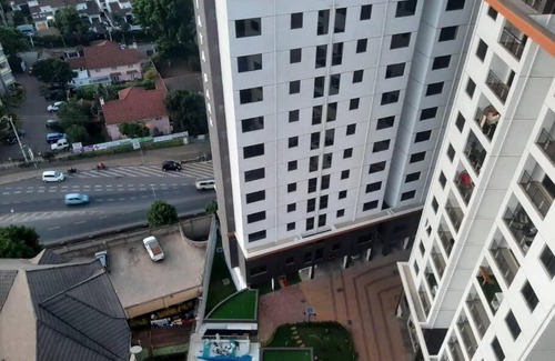 Thompson Estate Apartment | Rustic Private Cottage w/ King Bed + Cityside View, Lift, CCTV, High Security,Swimming Pool - Near Junction mall, Night Club, Pizza Inn, KFC, Chicken Inn, CJs