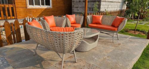 Chevella Ski Chalet | Rustic Wood - The Cozy Nature Escape