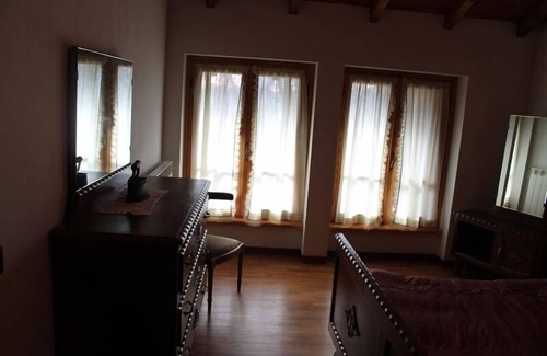 Comero House | Rustico Grande Terreno