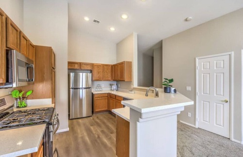 River Mountain Condo | Rusty Ridge | 2BR Condo, Garage, Community Pool