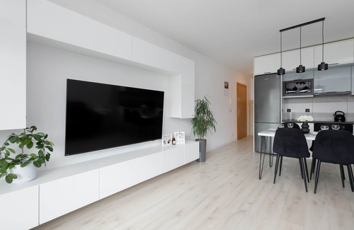 Puck Apartment | Rybacka Comfy Apartment with Balcony by Noclegi Renters