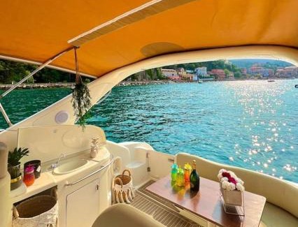 Mandelieu-La-Napoule Boat Rental | Séjour Côte d'Azur sur un navire de plaisance