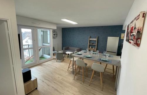 Lorient Apartment | Séjour idéal à Lorient, spacieux T4, ville & mer