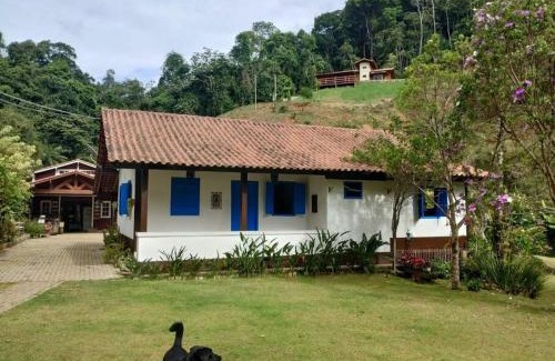 Domingos Martins House | Sítio Canto da Roça Com Cachoeira