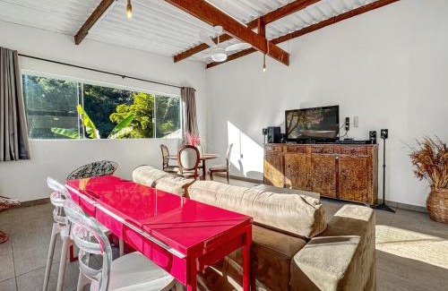 Nazare Paulista House | Sítio com Churrasqueira, Piscina, Lago e Natureza