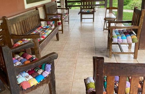 Alambari House | Sítio Gramado Sarapuí, lazer, conforto e diversão