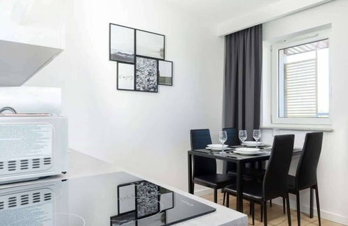 Dziwnowek Apartment | Słoneczne Tarasy 10B | Elegant Studio | Lake View
