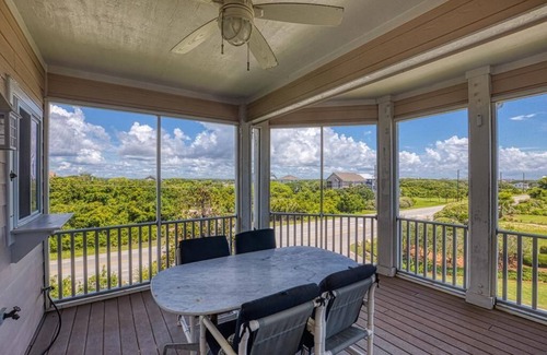 Village of Stump Sound House | S. Permuda Wynd 100 | Sleeps 10 | Community Pool | Elevator