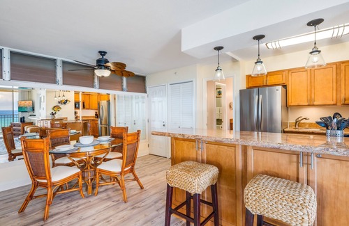Kahana Resort | S150 SEPT/OCT-12th floor PENTHOUSE OCEANFRONT near Kaanapali Beach AC
