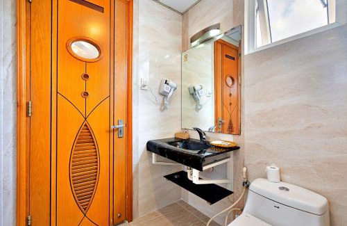 District 10 Hotel | S79 Happy 7 Ly Thai To Street