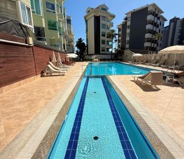 Alanya Apartment | SA Apartments! Beachfront Apartment with Sea View & Pool