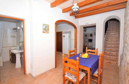 Maria de la Salut Ski Chalet | Sa Raval 082 cosy traditional village house with terrace and WiFi