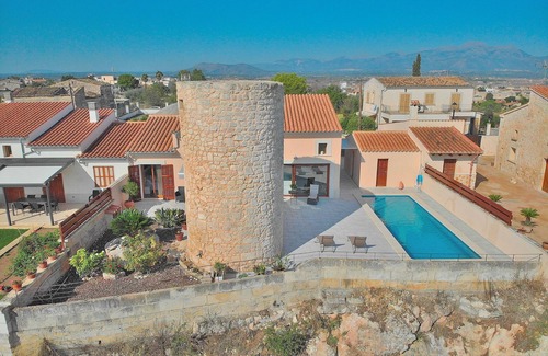 Muro Ski Chalet | Sa Riba 021 magnificent villa with private swimming pool, barbecue, terrace and WiFi
