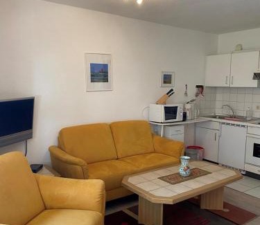 Dahme Apartment | Saarstrasse 18a W9