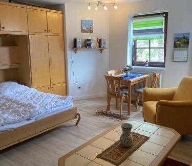 Dahme Apartment | Saarstrasse 18a W9
