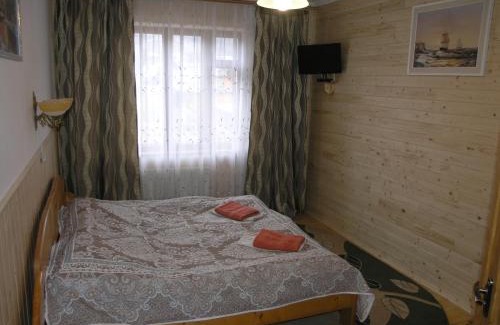 Yaremche House | Sadyba Bilya Richky