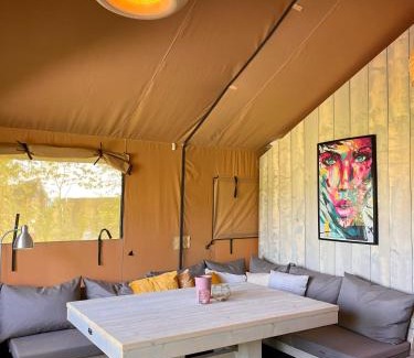 Grou Other | Safari Lodge Grou, luxe kamperen op een eiland!