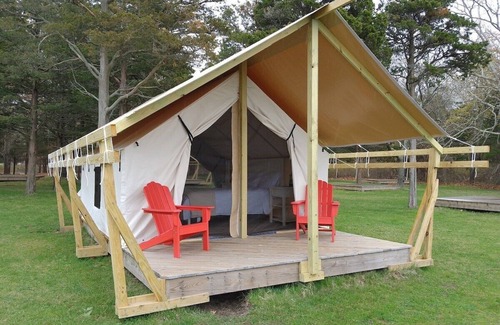 Northwest Harbor RV Rental | Safari Tent Glamping,S8-CedarPt, East Hampton, NY
