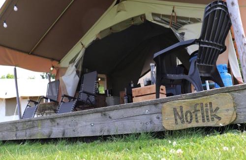Twijzel Other | Safari tent in the middle of the Fryske Walden