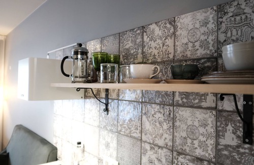 Downtown Apartment | Saga Studio for 2 guests in Downtown basement Steinn