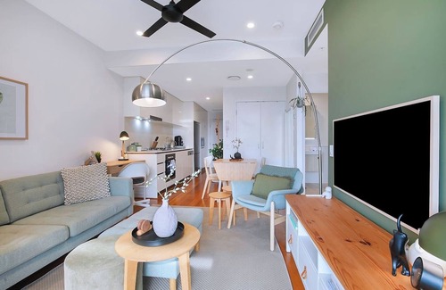 Fortitude Valley Apartment | Sage Bloom Elegant Newstead Stay with Shared Pool