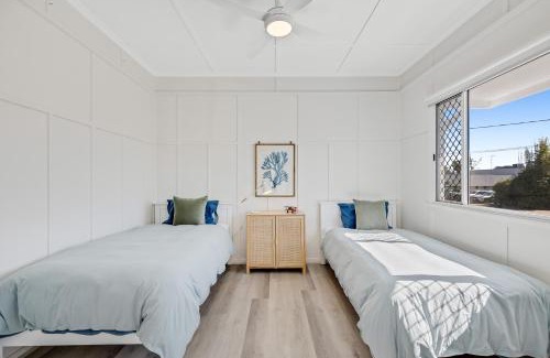 East Toowoomba House | Sage Cottage! CBD Perfection!