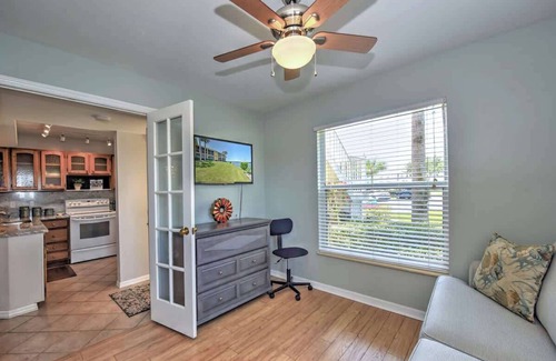 Hammock Bay Condo | Sail Away to Palm Tree Paradise