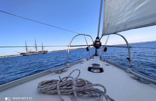 Skiathos Boat Rental | Sailing between the Sporades Islands