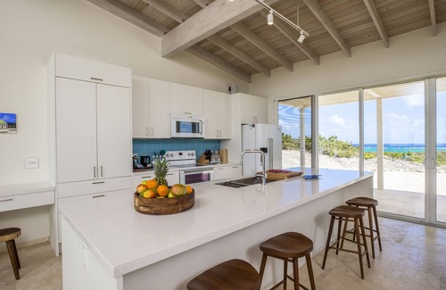 Cockburn Harbour Hotel | Sailrock South Caicos, Small Luxury Hotels of the World