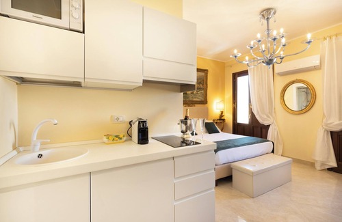 Pachino Hotel | Saint George's House Apartments & SPA