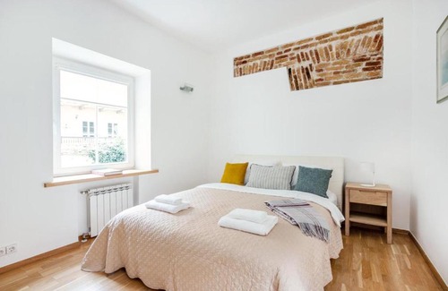 Old Town Apartment | Saint John 2 Bedroom Cottage by Reside Baltic