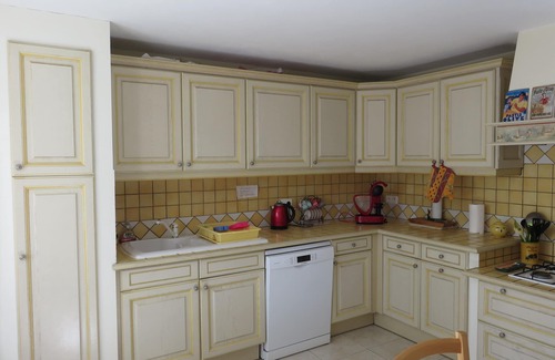 Saint-Raphael Apartment | Saint-raphaël 500 m from a small sandy beach, villa garden level,