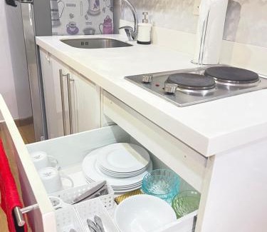 Makati Apartment | Sakura House