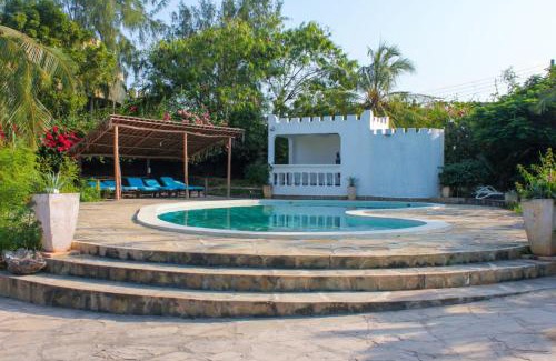 Watamu Bed & Breakfast | Sal & Lala villa watamu