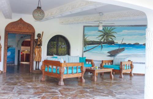 Watamu Bed & Breakfast | Sal & Lala villa watamu