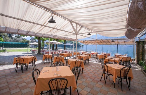 Sala Comacina Apartment | Sala Comacina Apartment Sleeps 3