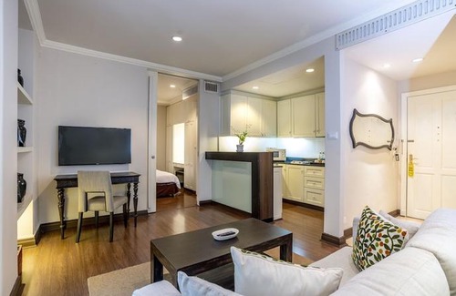 Embassy District Apartment | Saladaeng Colonnade Serviced Apartment Bangkok