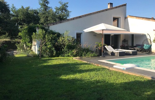 Saint-Aubin-de-Medoc House | SALE : New home very quiet for 8 pers.