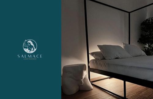 Municipio 1 House | Salmace Luxury Apartment Jacuzzi privato