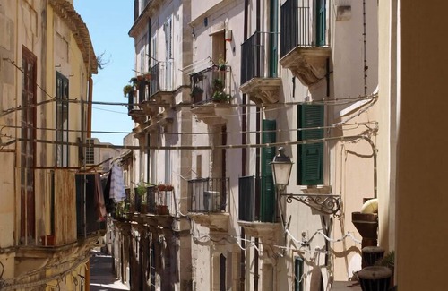 Ortigia Apartment | Salomone Apartment 5 by Wonderful Italy
