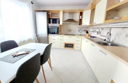 Kampel Apartment | SALT & SAGE Apartment