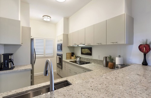 Waikoloa Condo | Salt Water Pool⛱️ Ocean View 🌊 Hualalai View🌋 140+ 5 Star Reviews 🌟