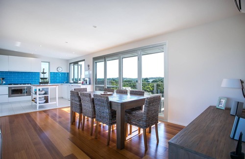 St. Andrews Beach House | Saltaire St Andrews Beach - Set on a 1/2 acre with indoor swimming pool and 2 living areas