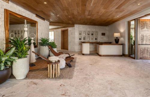 Cockburn Harbour Hotel | Salterra, a Luxury Collection Resort & Spa, South Caicos